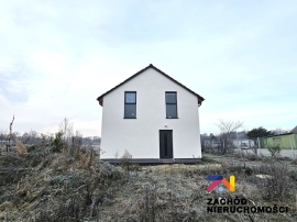 Dom w stanie deweloperskim w Ochli